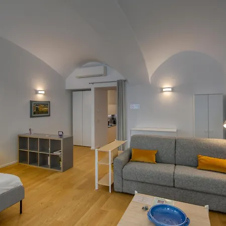 Alfieri 3 *